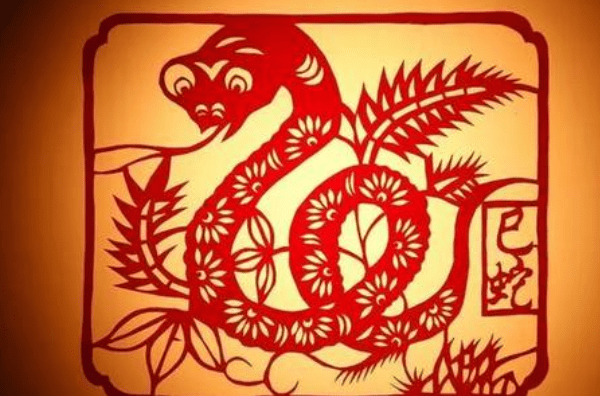 生肖蛇2021年运势:切记不要做3件傻事,会断送自己的财运!_属相