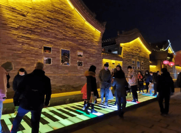 邕江夜游项目丰富，获得广大市民“游客青睐”！