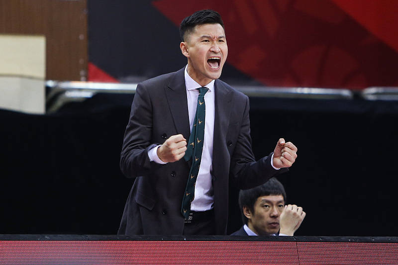 原创摊牌了!霍楠亲承引国手球员,两细节暴露目标,鱼腩球队有望崛起