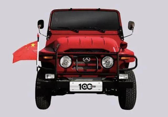 原BJ 212纪念版拿了三菱2.4T动力,不到9万买了硬SUV