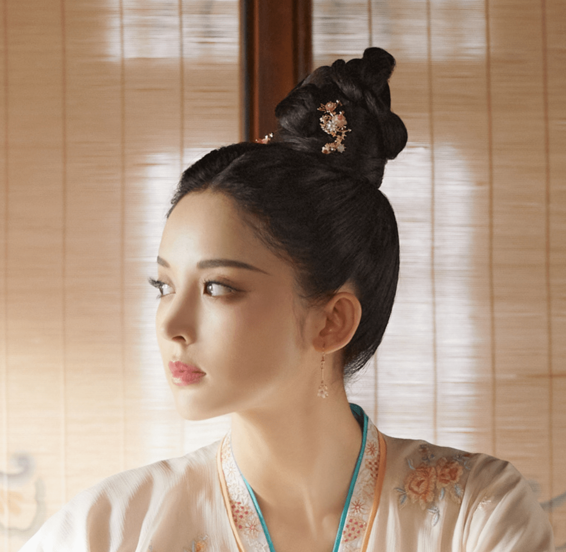 扑街让人猖狂风起霓裳45分编剧甩锅85分原作者