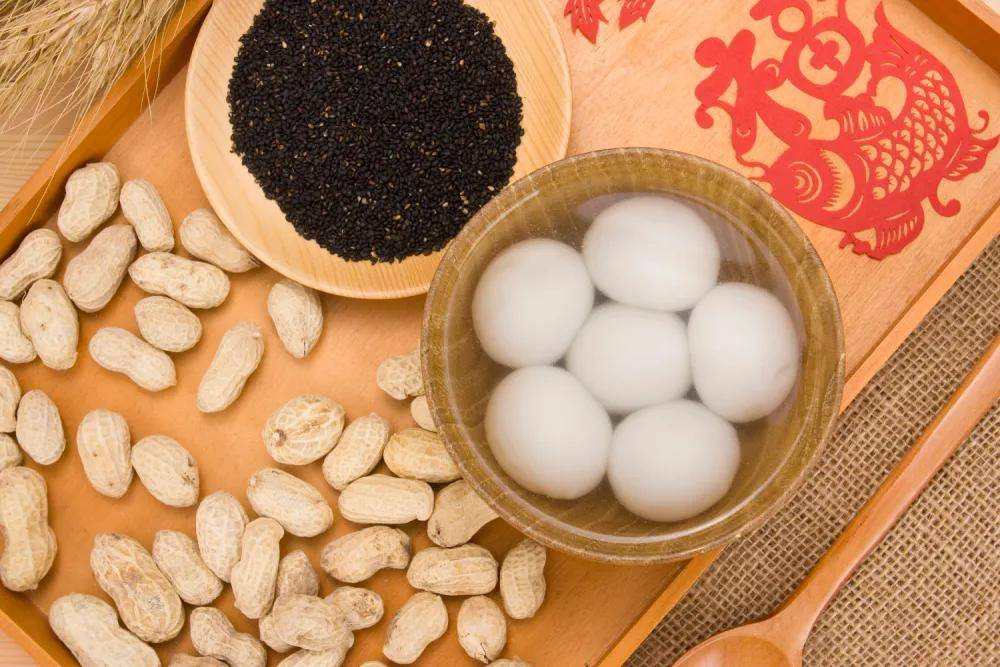 哪些食物属于高油高糖 8bd11389a32048d88918d148291e2c89.jpeg