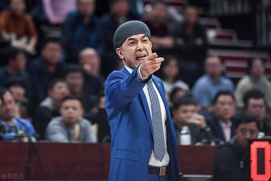 八一球员自寻出路有人沦落野球场而阿尔斯兰爸我回来了