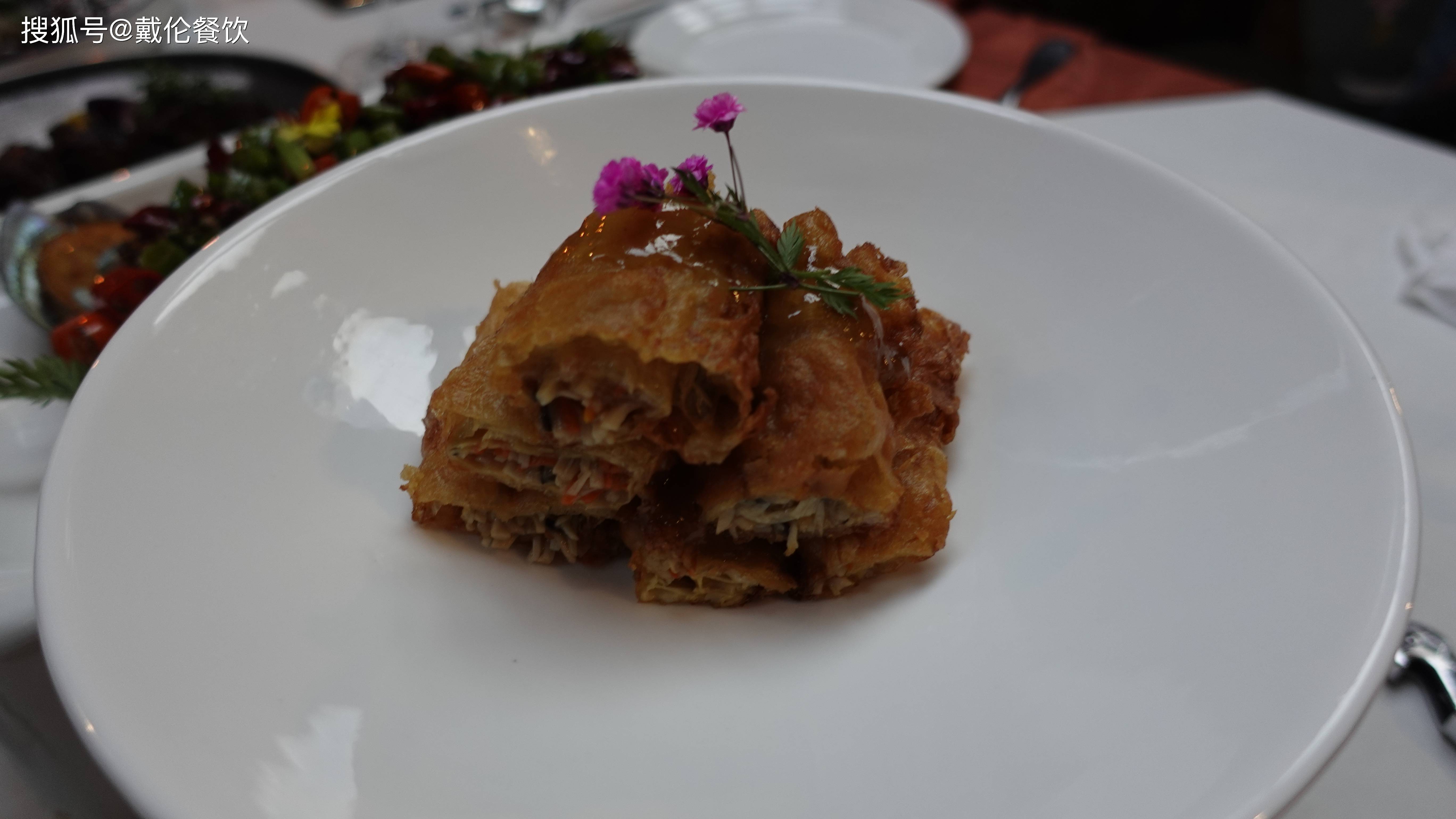 环境|东方红酒窖｜美食与美酒不可辜负