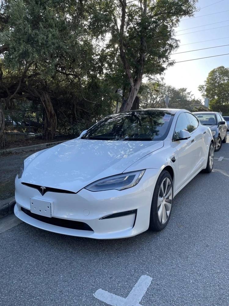 配备矩形方向盘 特斯拉新model s实车曝光