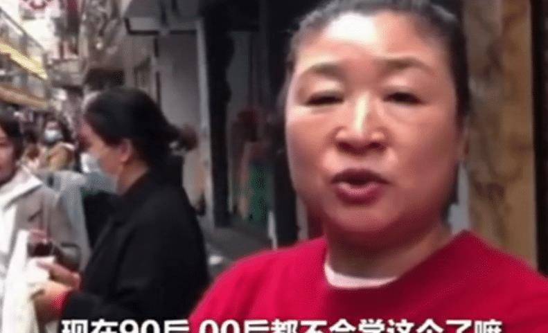 老总糟蹋员工_阿里女员工照片(2)