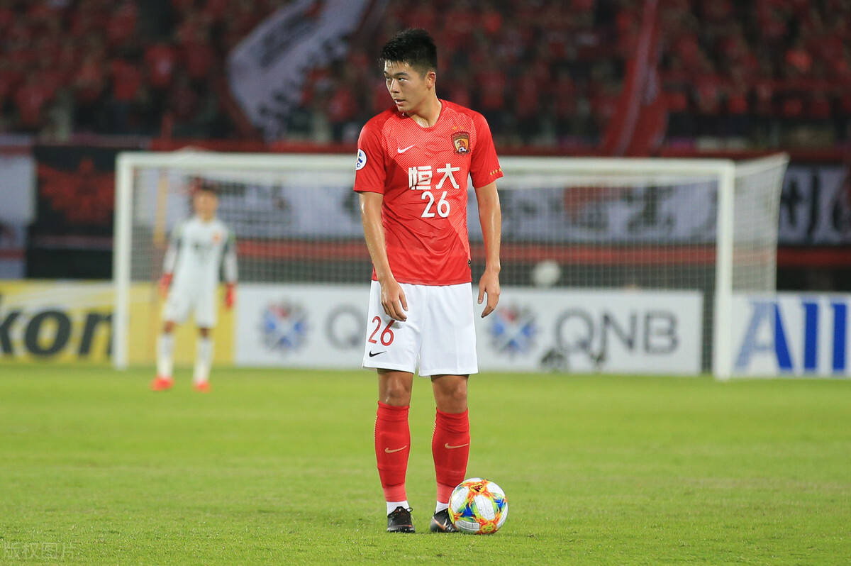 多人转投友军发挥余热,前富力门将接近续约恒大_刘殿座