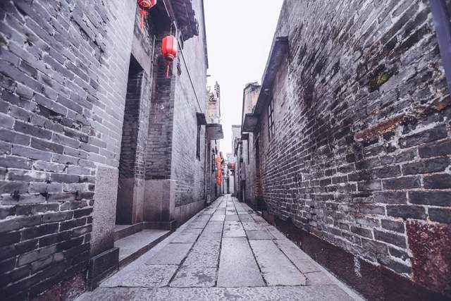藏在广州番禺的岭南古镇，拥有800年历史，现已打造成网红景点