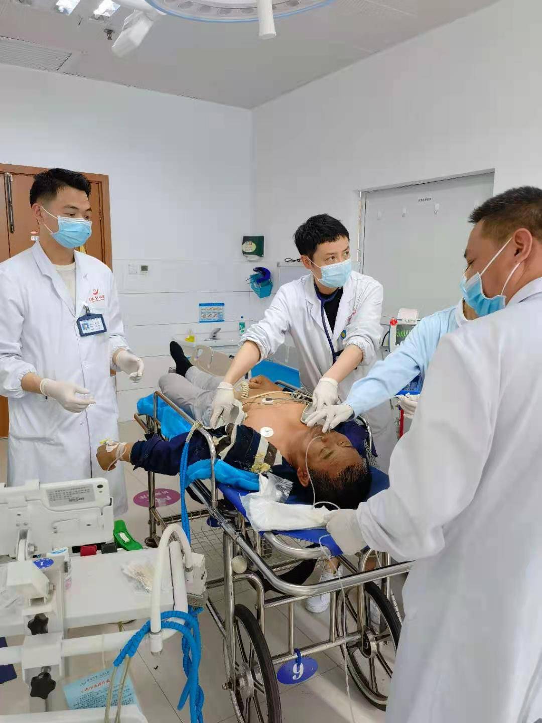 自制药酒致中毒 常德男子经历生死浩劫