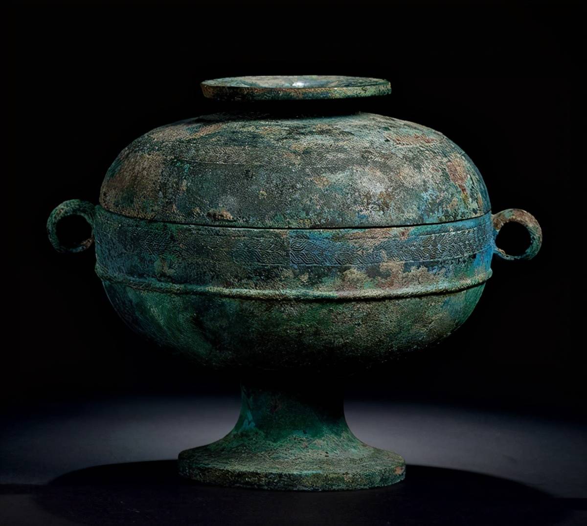 豆:古代食器和礼器出现于商代晚期,盛行于春秋战国