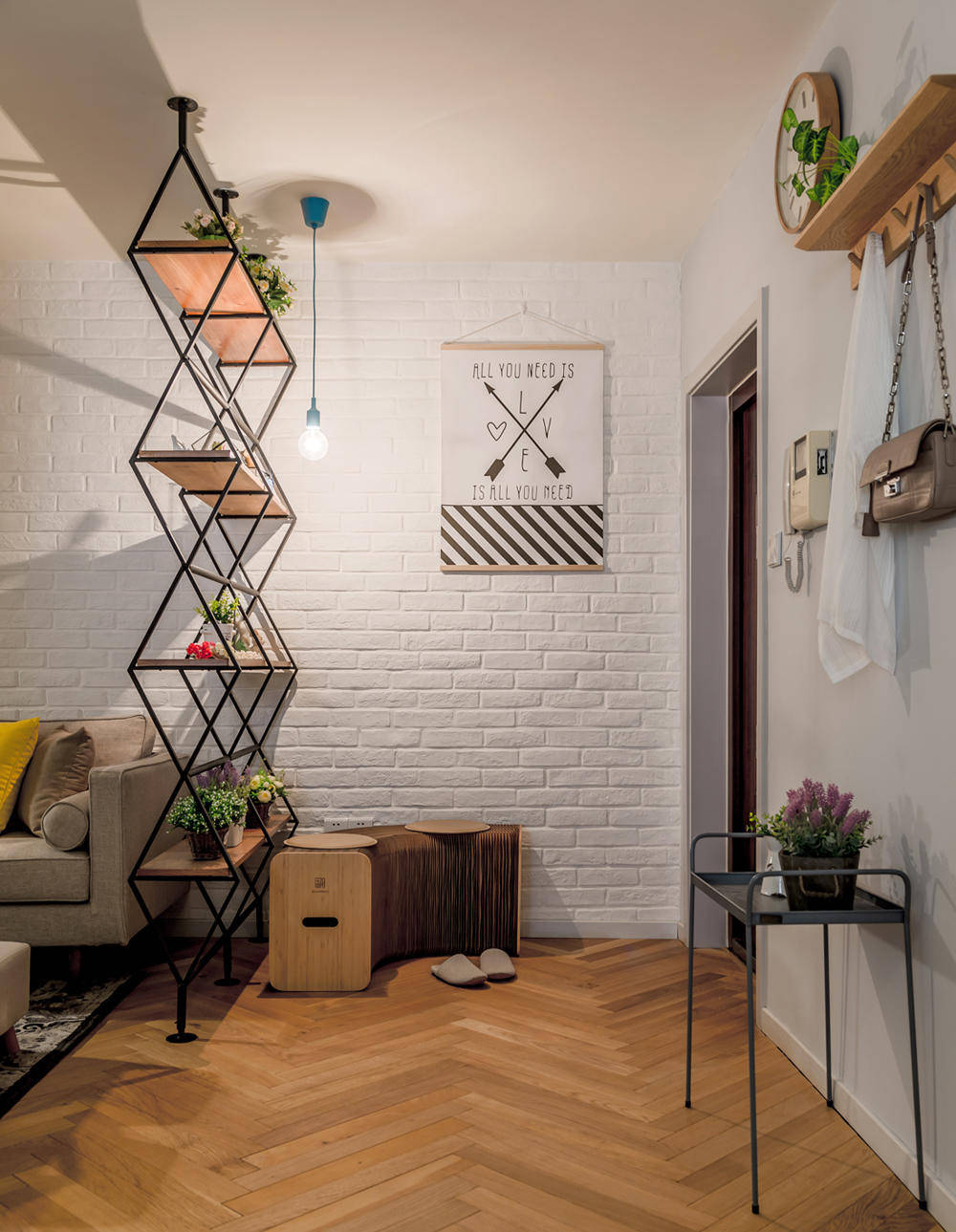 装饰画挂墙入户门 10ad3b443e0347008e3145ac0a67d12f.jpeg