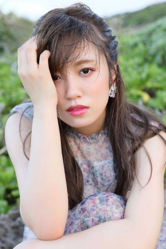 气质甜姐儿「饭野雅」迷人笑容散发浓浓女友感