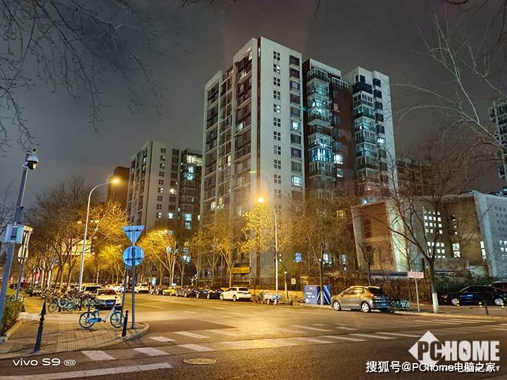 美颜|首创极夜微缝补光灯 5G轻薄自拍旗舰vivo S9评测