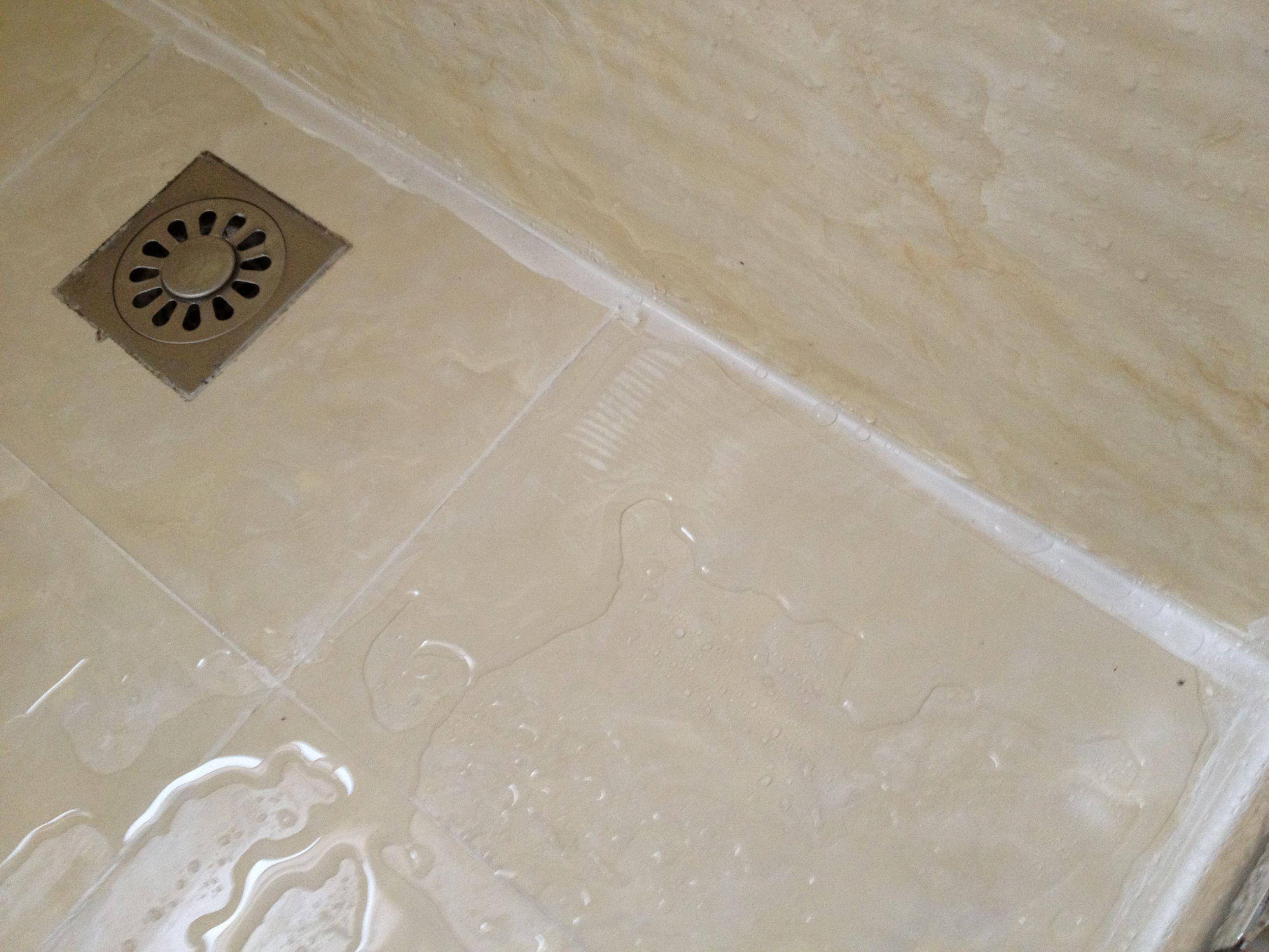 瓷砖的吸水率是什么意思抛釉砖表面不吸水为什么也说吸水率