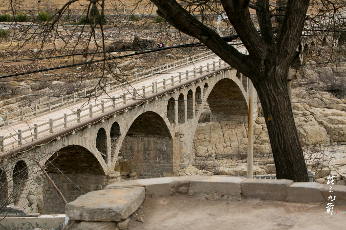 来自1200年前的唐宋古村落 如今破落的只剩半壁山河