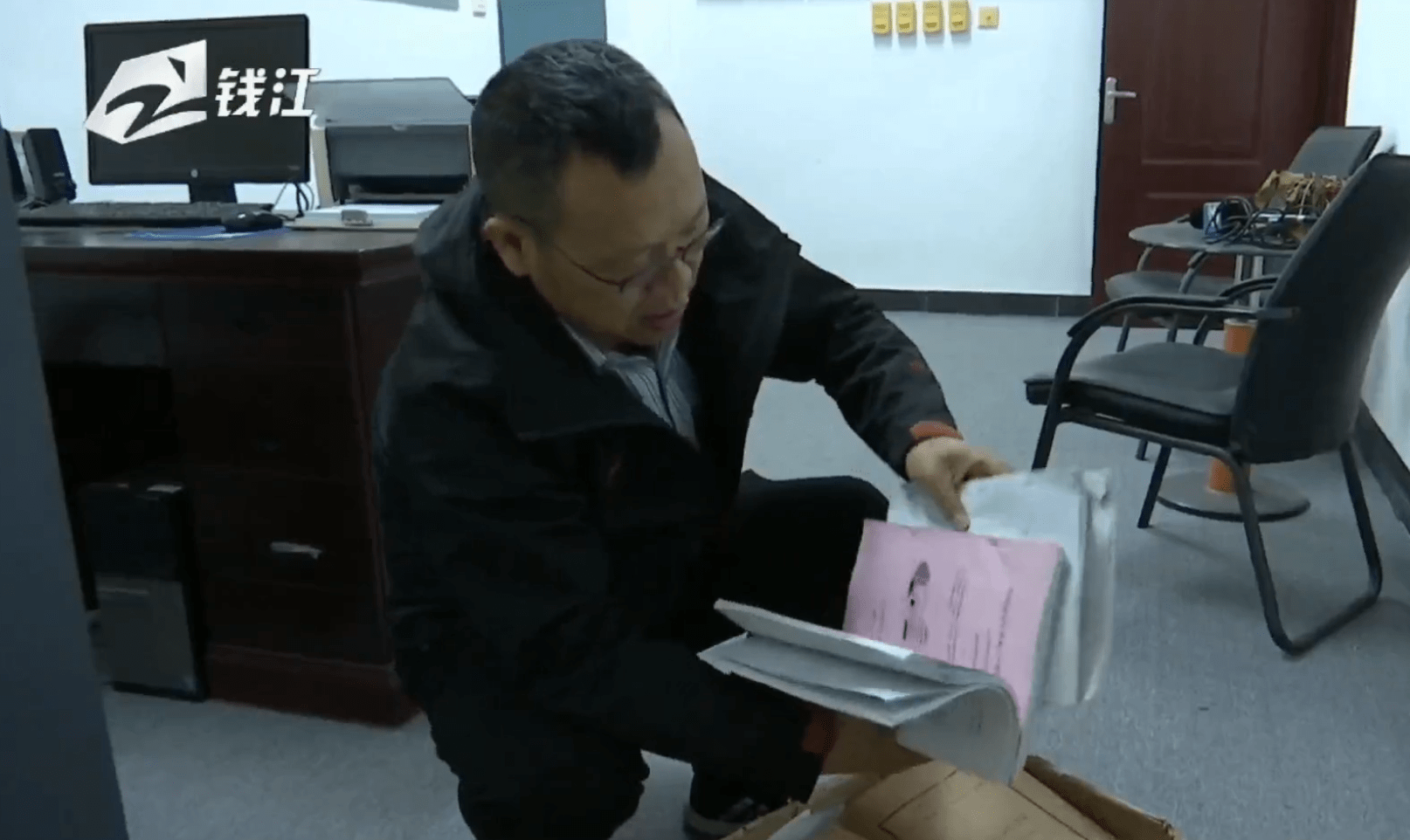 柯桥华舍中学教师俞和军关爱学生成长热心公益事业