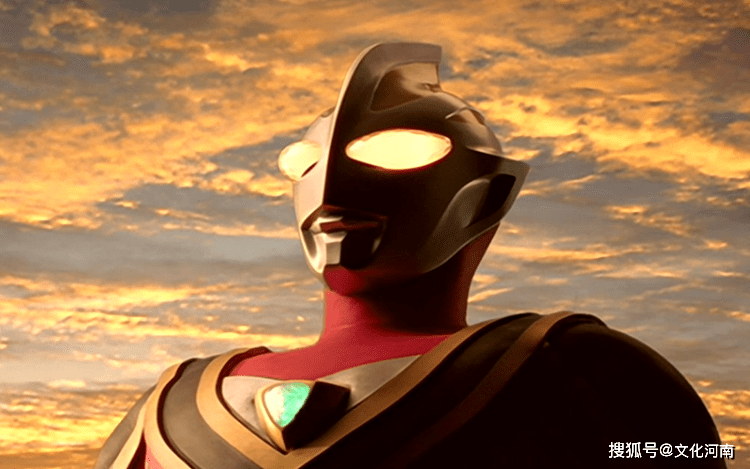原创奥特曼闪烁迪迦至高盖亚和奇迹形态戴拿谁实力更强