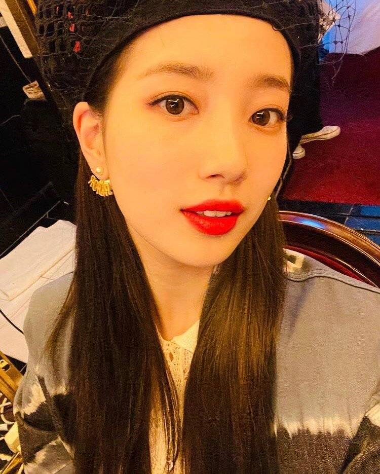 裴秀智,iu真的太会了,巧用腮红来减龄,跟着学能让你元气又少女