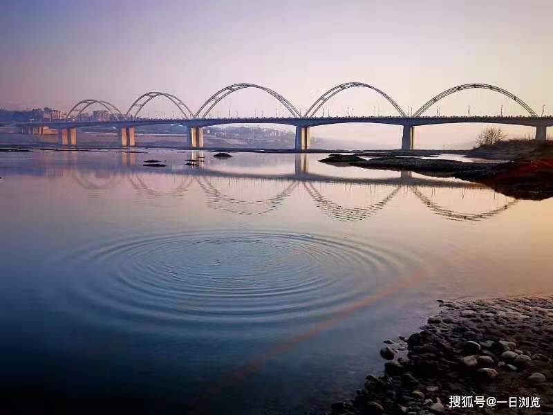 李永明走笔汉江四桥