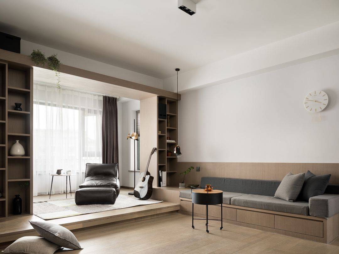 客厅不买沙发,做个地台漂亮又实用!朋友都说要照搬回家_装修