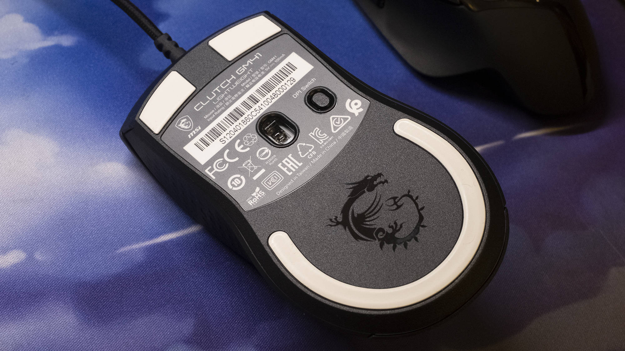 鼠标|65克的超专业电竞鼠标MSI GM41，首批支持NVDIA Reflex技术