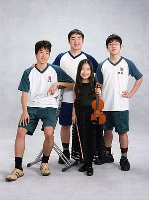 三儿一女全都考进东京大学 这位妈妈才是鸡娃界的战斗机 佐藤