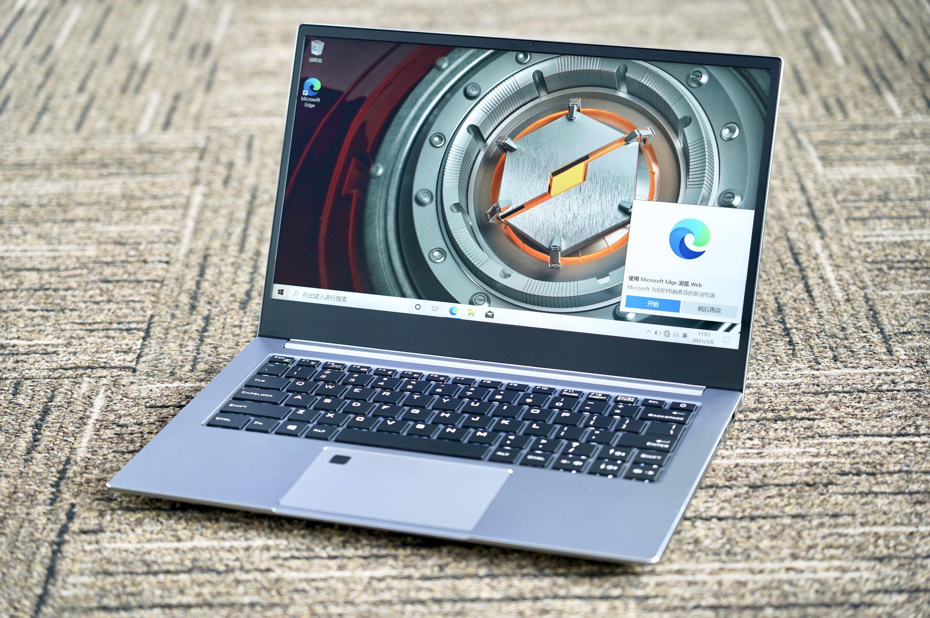 3999元加量不加价机械革命s3pro标压h35轻薄本评测