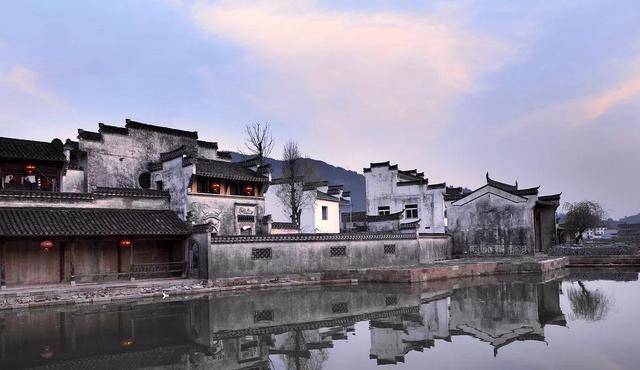 藏在深山里的古村，建于东汉三国，已有千年历史，誉为江南第一村