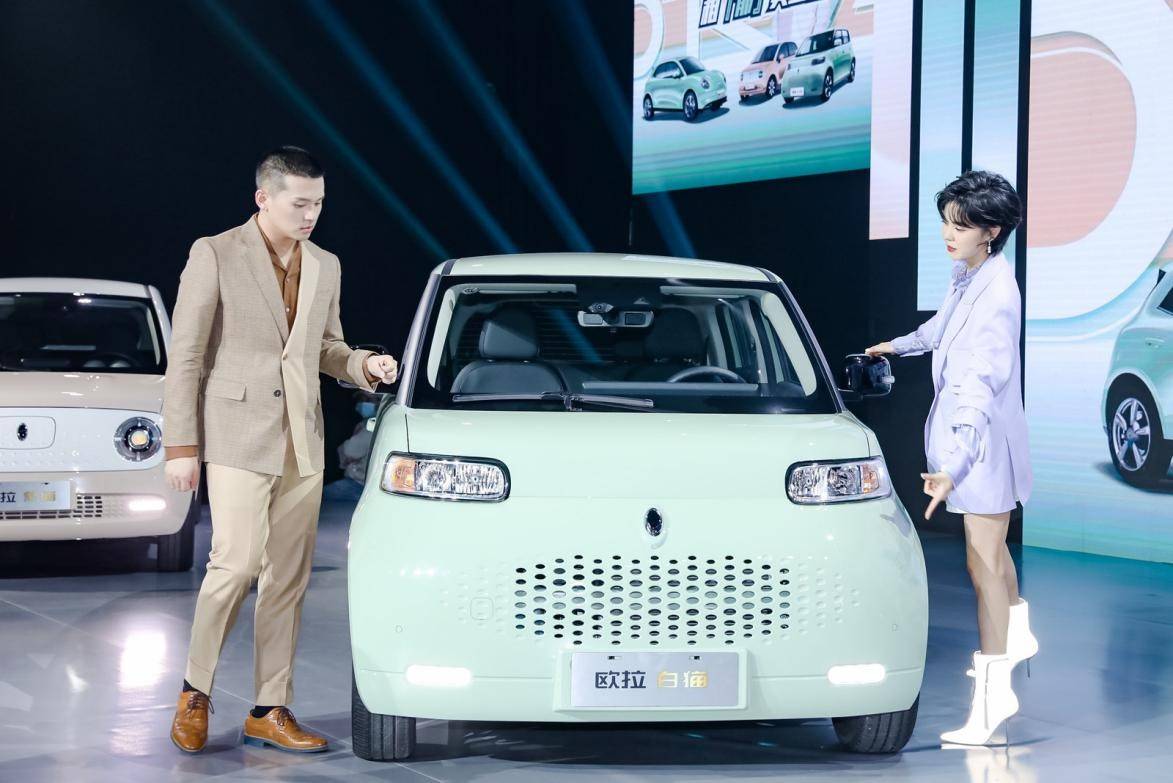 欧拉白猫勒玉绿焕新上线解锁都市通勤新姿势