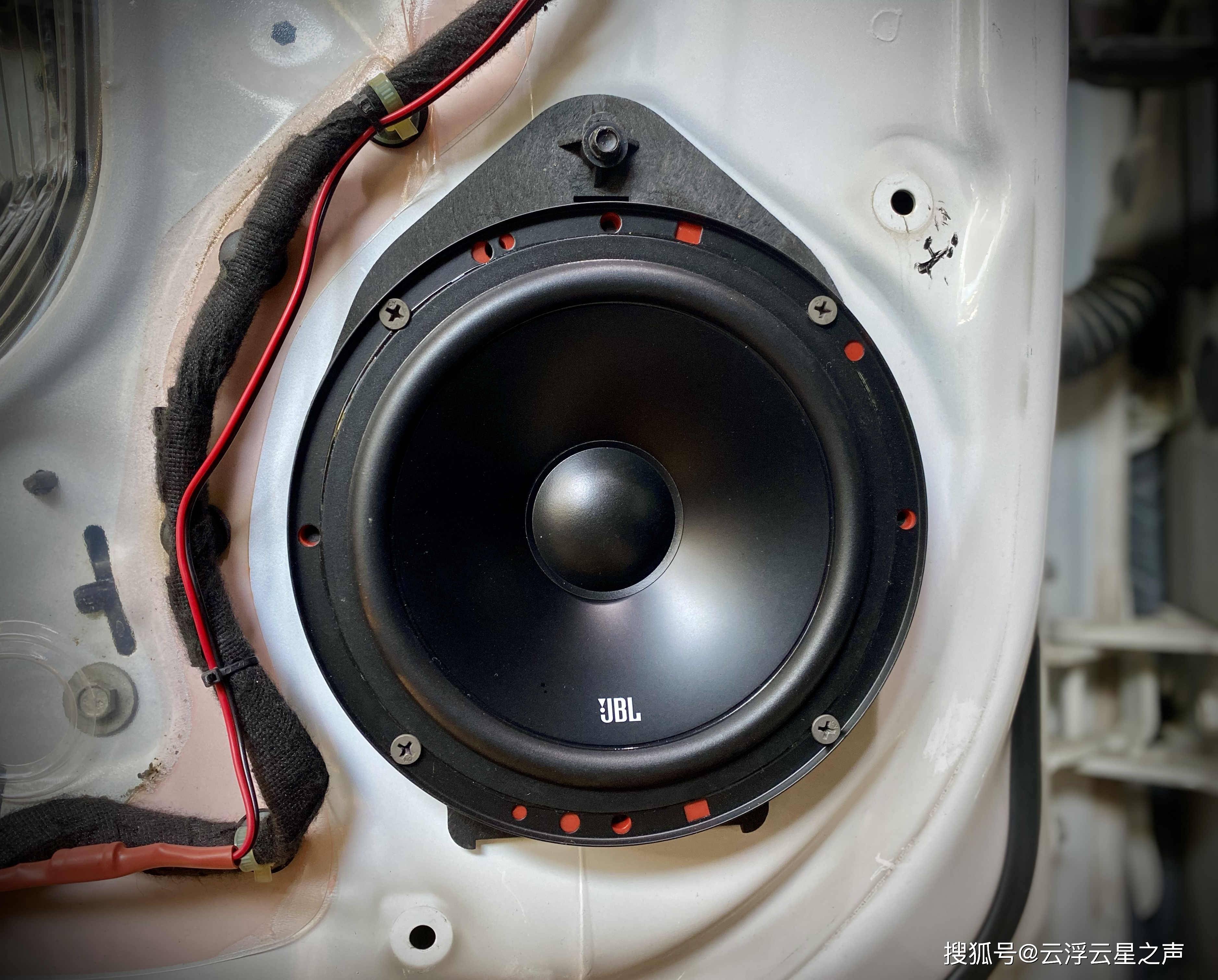别克君威改装美国jbl 61cf二分频-云浮云星汽车音响改装