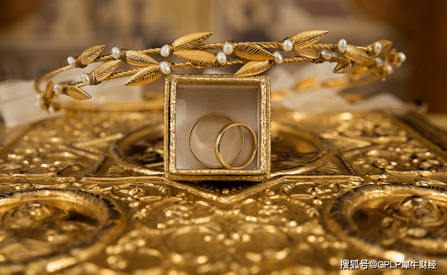 周大生营收下滑多股东套现 黄金珠宝不再被看好