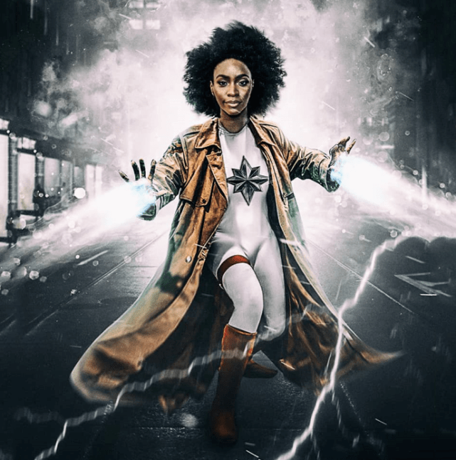 然而把wanda vision搬到大荧屏上(流媒体平台也是一种形势的银幕)