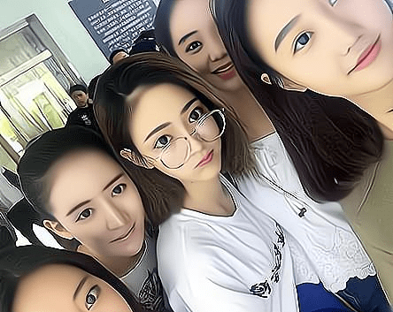 10,老实告诉我,哪位美女是纯天然的?