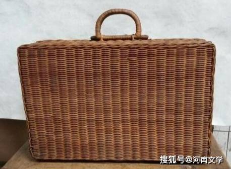 李晓丹 母亲的竹箱 散文 农村