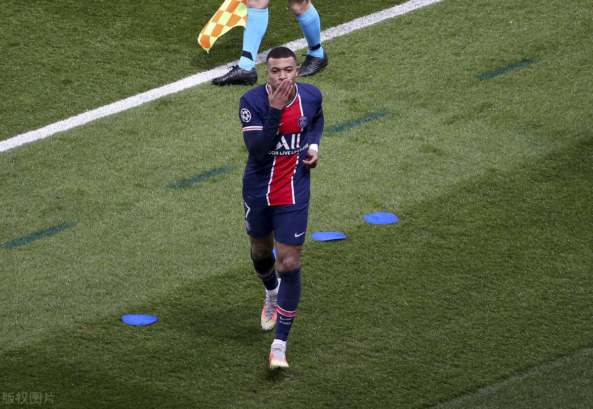 respect姆巴佩梅西构成经典画面感谢足球和梦想