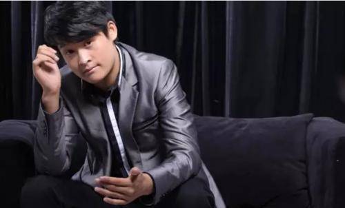 小沈龙简谱_小沈龙老婆