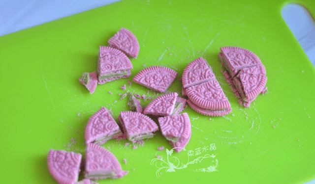 没有打蛋器怎么做蛋糕胚 13b5249cc91d4adbadbe27b67b462bc8.png