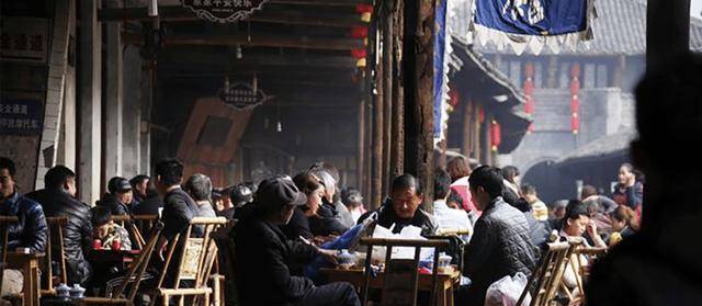 中国最懒的3座城市，除了泡妞就是喝酒打牌，其中一座人人都向往