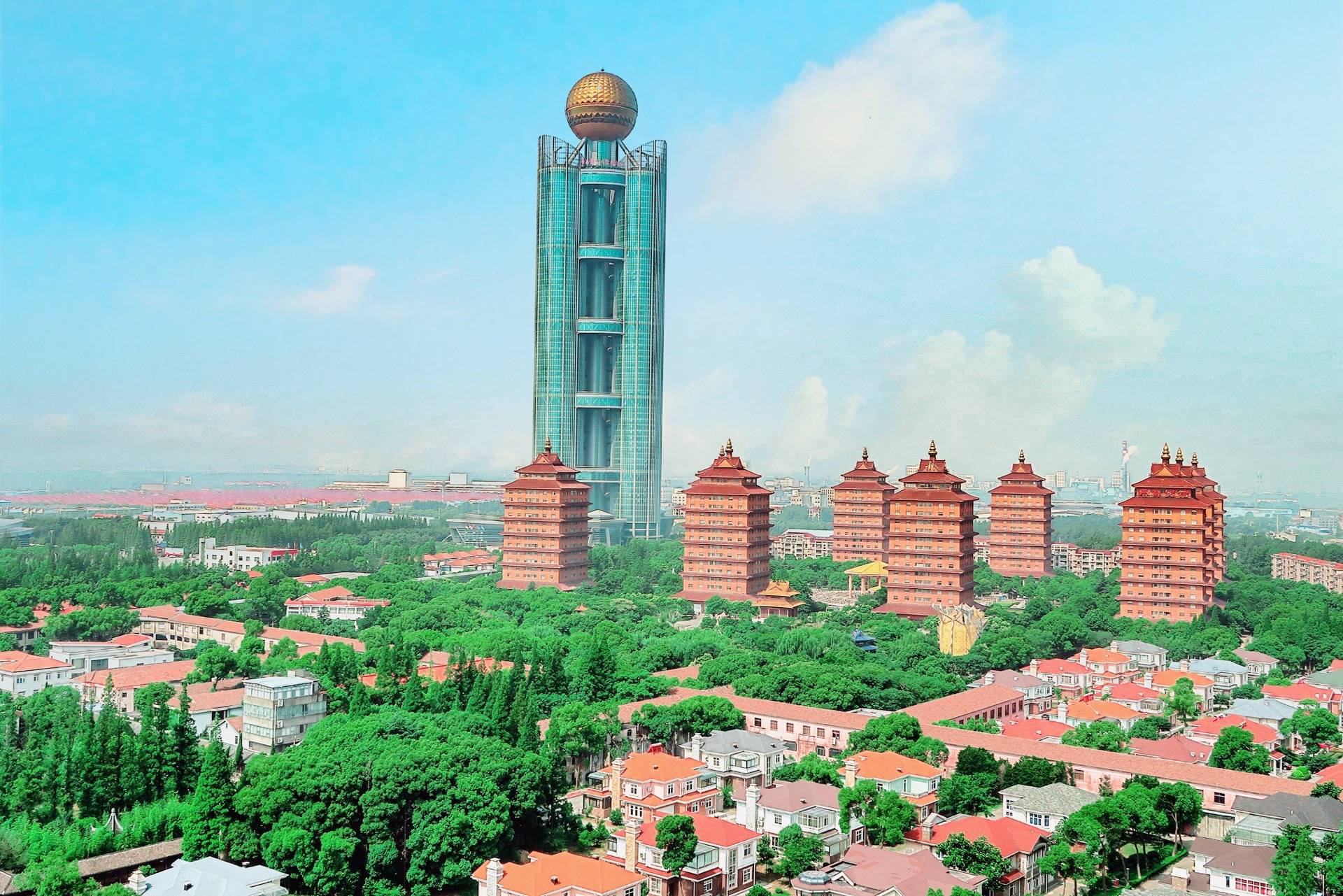 国际金融中心(高450米,共95层)苏州九龙仓国际金融中心:简称苏州ifs