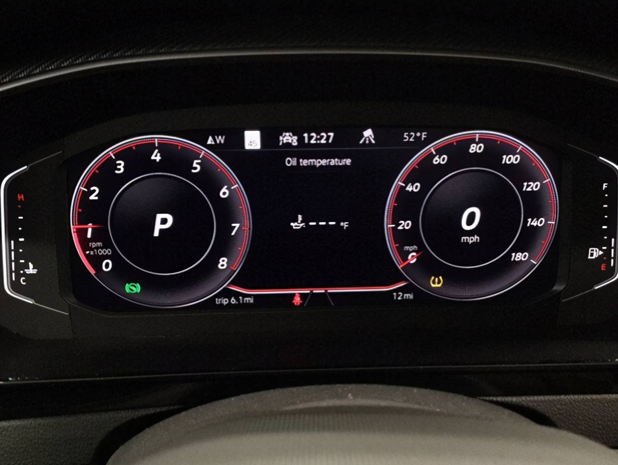 美版大众cc实拍20t引擎8at预售26万无框车门最帅气