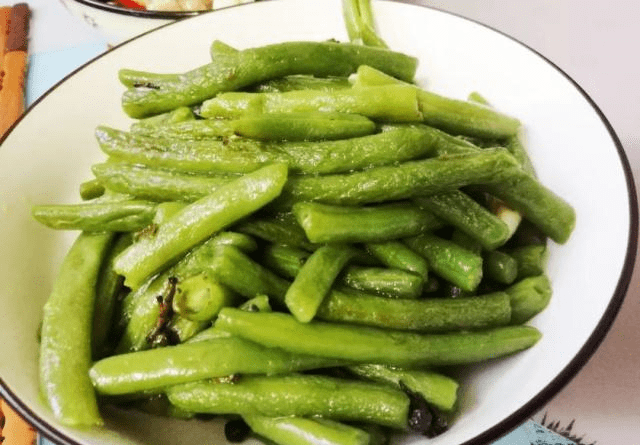 四季豆的功效与作用点是什么 dbc309201cda4236b142b4122aacc16a.png