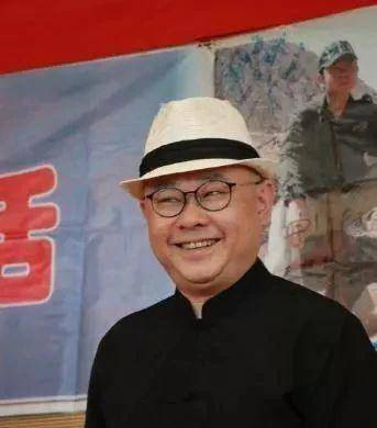 本日,刀郎和朱梅生了个孩子.