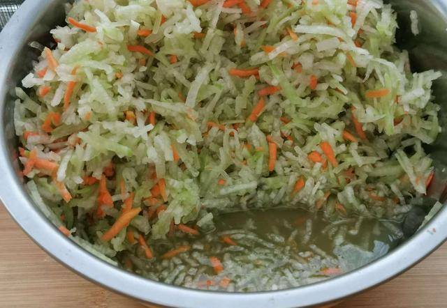 什么菜补钙铁锌 4efd9fe6428a428b89aeb676d86826d9.jpeg