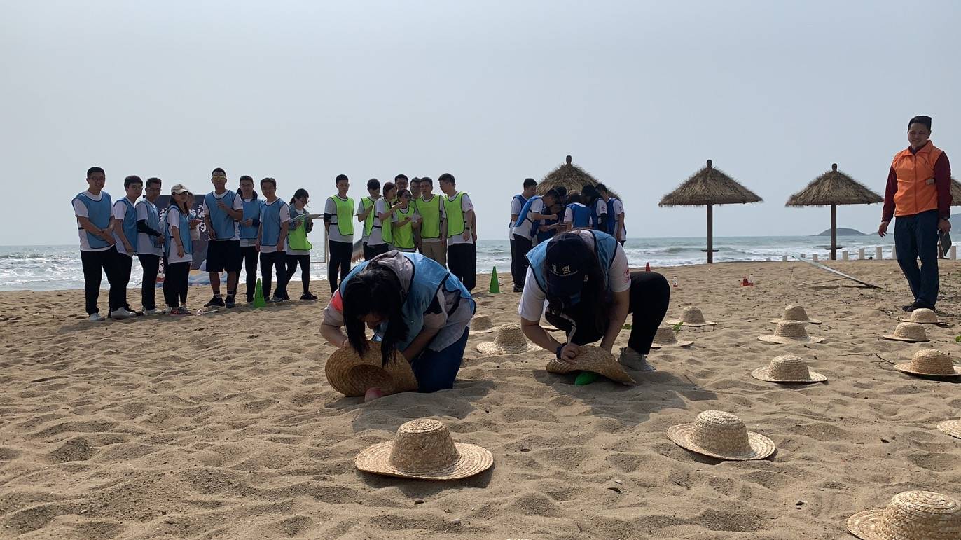 惠州双月湾趣味沙滩团建