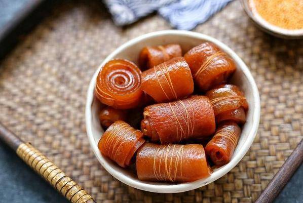 怎么挑选好的猪皮 b2c58d8039e84604a1bc45970fc15382.jpeg