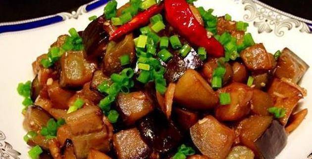 酱炒茄子丝的家常做法简单 3fbecc60a73e4cf3bdf607a3847443e2.jpeg