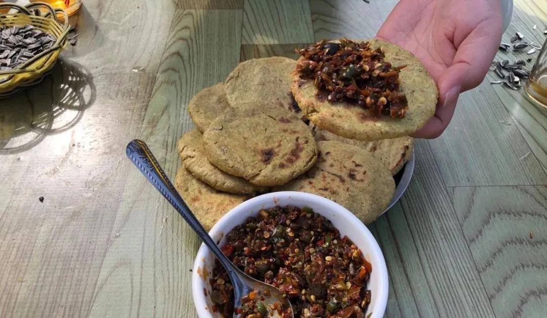 家在保山乡间美味荞粑粑