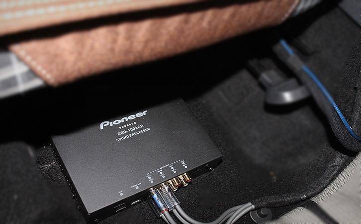 芬朗监听三分频喇叭究竟有多香成都大众尚酷强势改装汽车音响