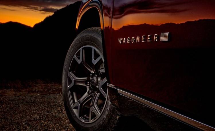 Jeep Wagoneer Grand Wagoneer 全尺寸豪华四驱SUV 美系肌肉车_我那可怜的吉普车是大g