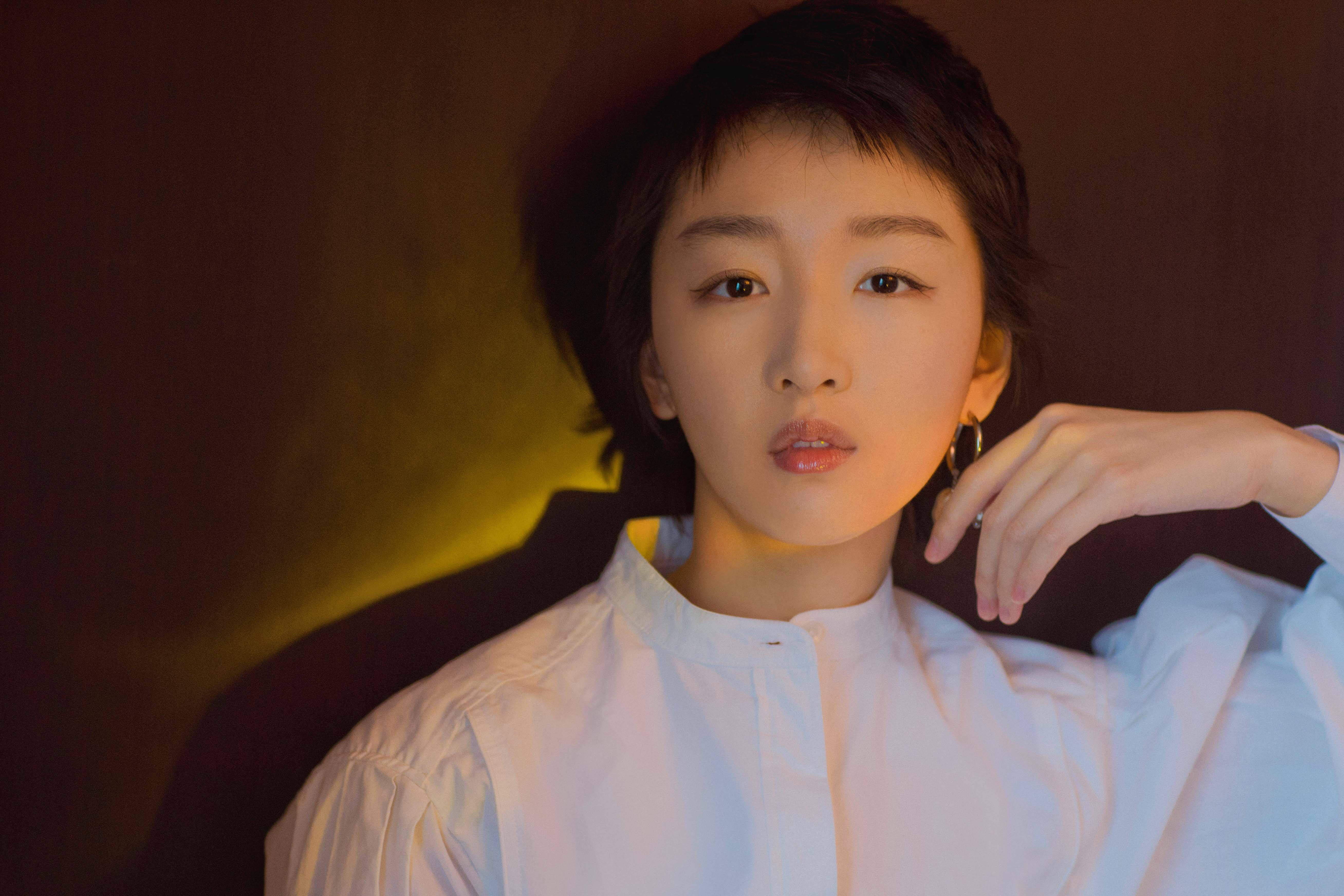 金高银周冬雨单眼皮照样美得动人同款清透眼妆你得这样画才行